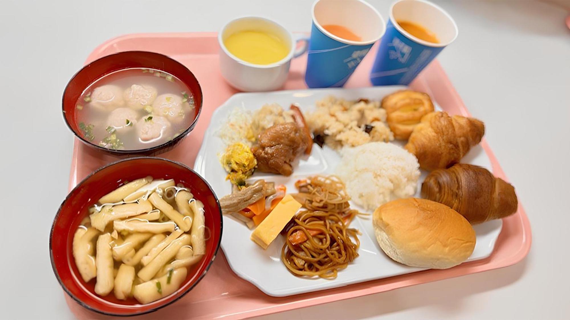 Toyoko Inn Ebina Eki Higashi Guchi Esterno foto