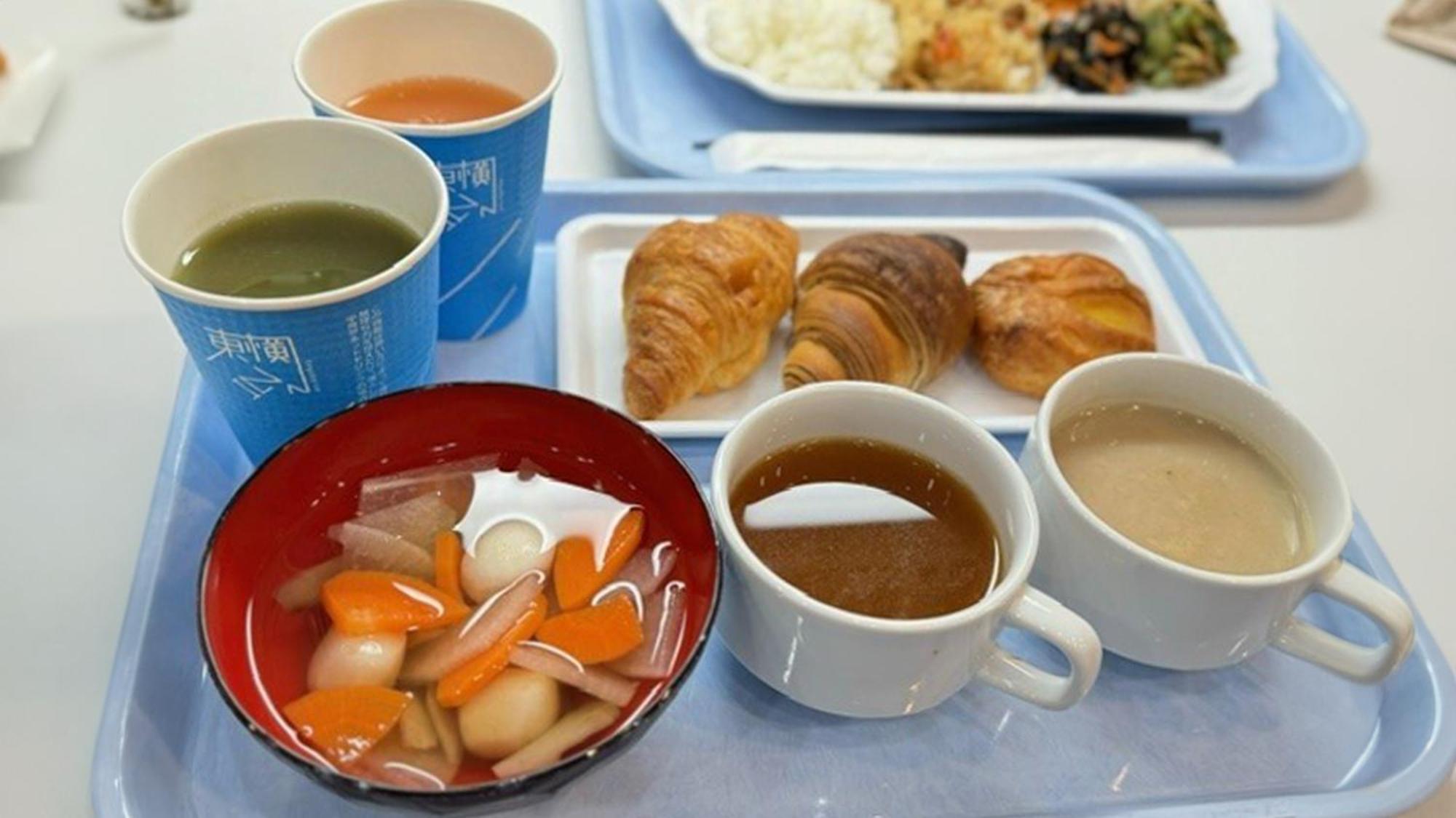 Toyoko Inn Ebina Eki Higashi Guchi Esterno foto